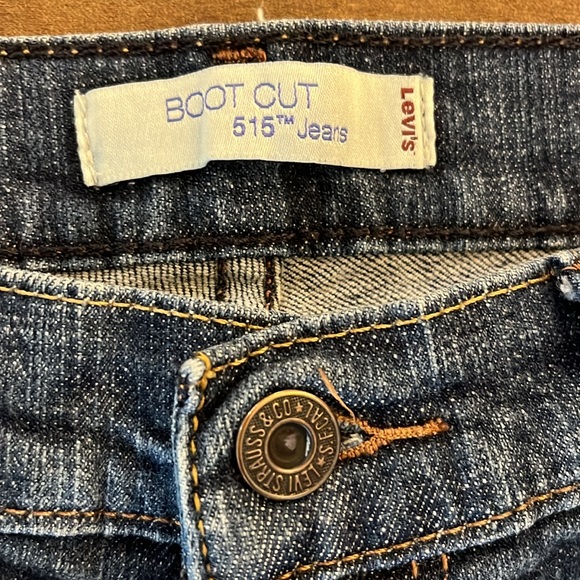 Levi’s Bootcut Jeans - Picture 3 of 3